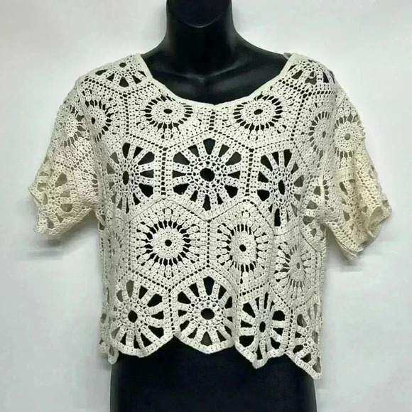 100% cotton, crochet open knit size medium crop top fiber rebellion - Picture 2 of 9